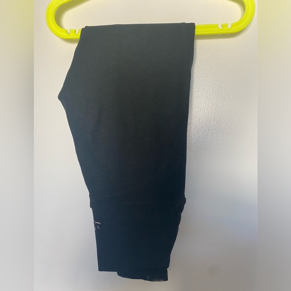 Beyond Yoga Leggings with side mesh detail